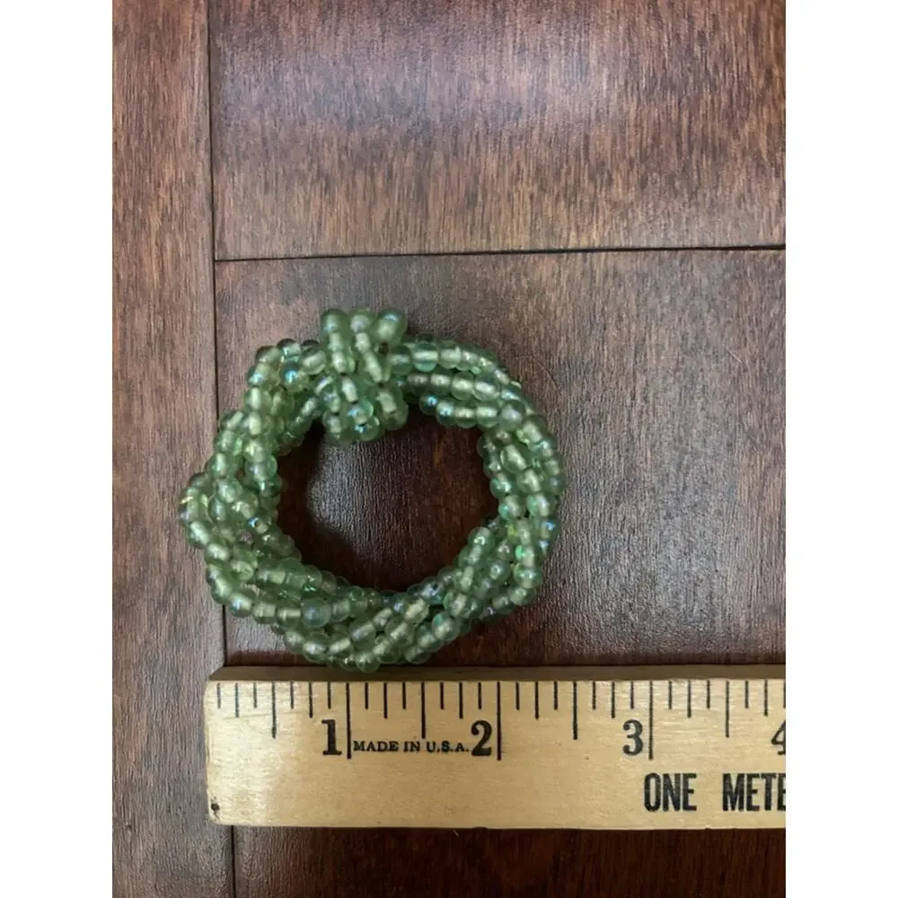Xochi glass bead